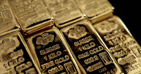 Đồng USD suy yếu: Nên chọn vàng, bạc hay tiền tệ khác làm nơi trú ẩn?