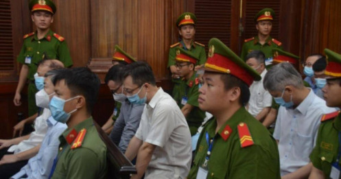 Phó Vụ trưởng Vụ Thị trường trong nước “quên” số lần nhận tiền, quà