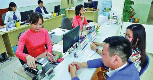 Bài toán NIM và hạ lãi vay