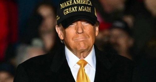Ông Trump dọa đánh thuế 100% các nước BRICS