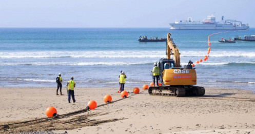 Hai tuyến cáp quang biển đang gặp sự cố