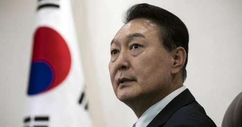 Hàn Quốc điều tra nghi vấn Tổng thống ra lệnh bắt giữ hàng loạt quan chức cấp cao