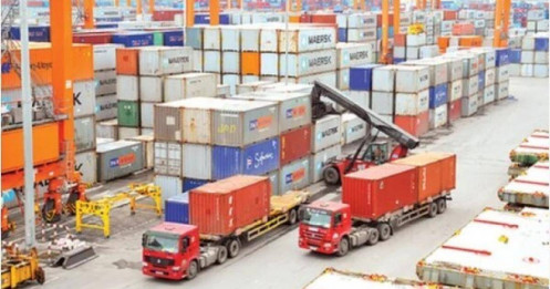 Xuất khẩu tiếp tục tăng mạnh, tiến gần đến mốc 400 tỷ USD