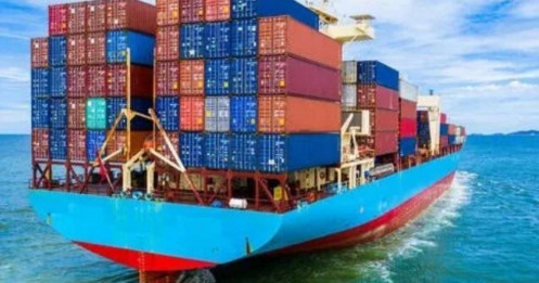 Trung Quốc: Thặng dư thương mại có thể đạt gần 1.000 tỷ USD năm 2024