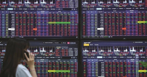 Tỉ USD tiền ngoại đi đâu?