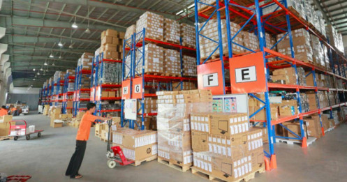 DGW: Rủi ro và tiềm năng từ đặc thù doanh nghiệp bán buôn