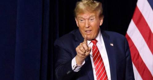 Ông Trump bất ngờ khởi kiện