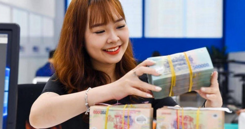 Cuộc đua giành khách hàng giữa các ngân hàng