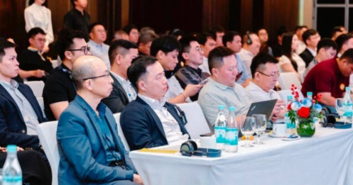 Chuyên gia nói gì khi 26% CEO nói sẽ cắt giảm nhân sự, thay bằng AI?