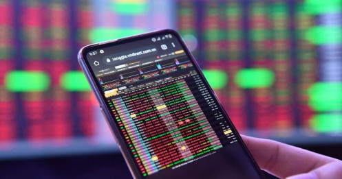 Làm sao kéo dòng tiền ngoại trở lại thị trường chứng khoán năm 2025