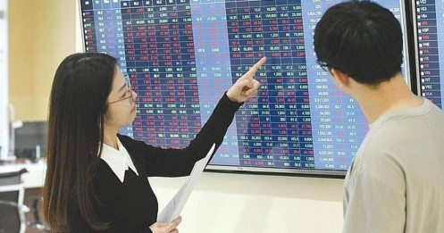 Nhóm cổ phiếu nào đang ngược sóng thị trường?