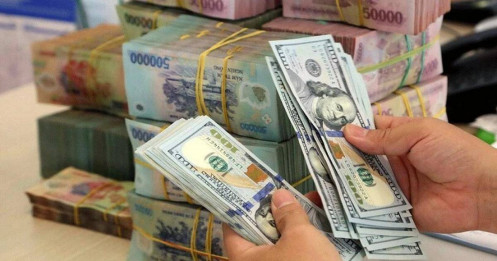 Giá USD thị trường tự do mất mốc 25.800 đồng