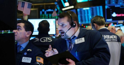 Giới đầu tư chậm rãi trong những phiên giao dịch cuối cùng của năm