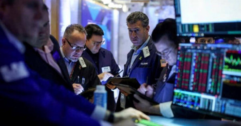 Bitcoin vượt mốc lịch sử, Nasdaq tăng kỷ lục trong năm 2024 - yếu tố nào sẽ định hình thị trường Mỹ năm 2025?