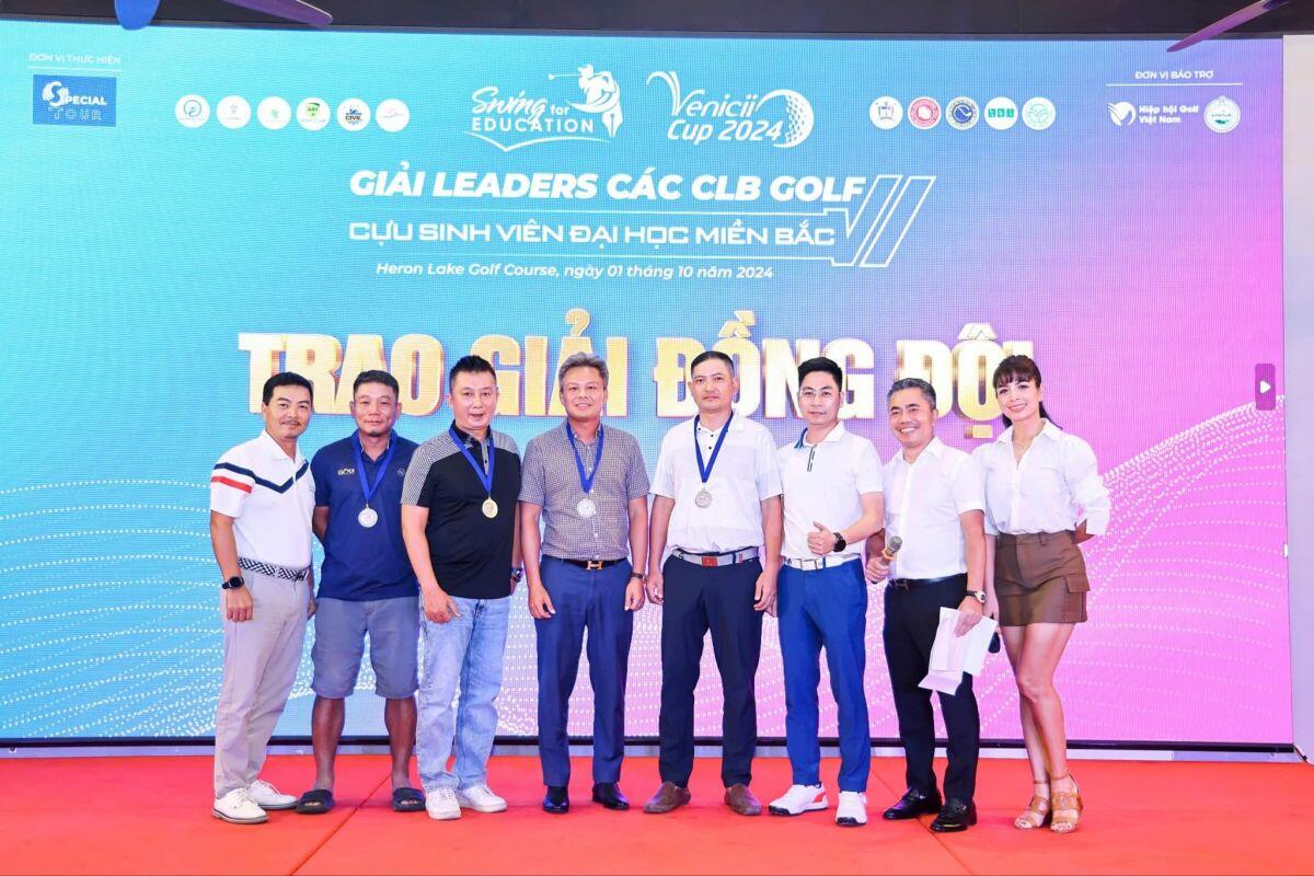 Swing for Education mùa 6: BTC giải đấu và tập thể 11 trường đại học cùng đồng lòng "chung sức thiện nguyện"