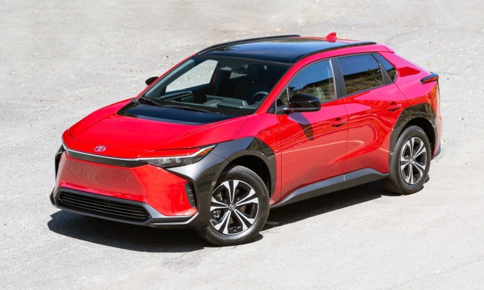 Toyota hoãn sản xuất ôtô điện tại Mỹ