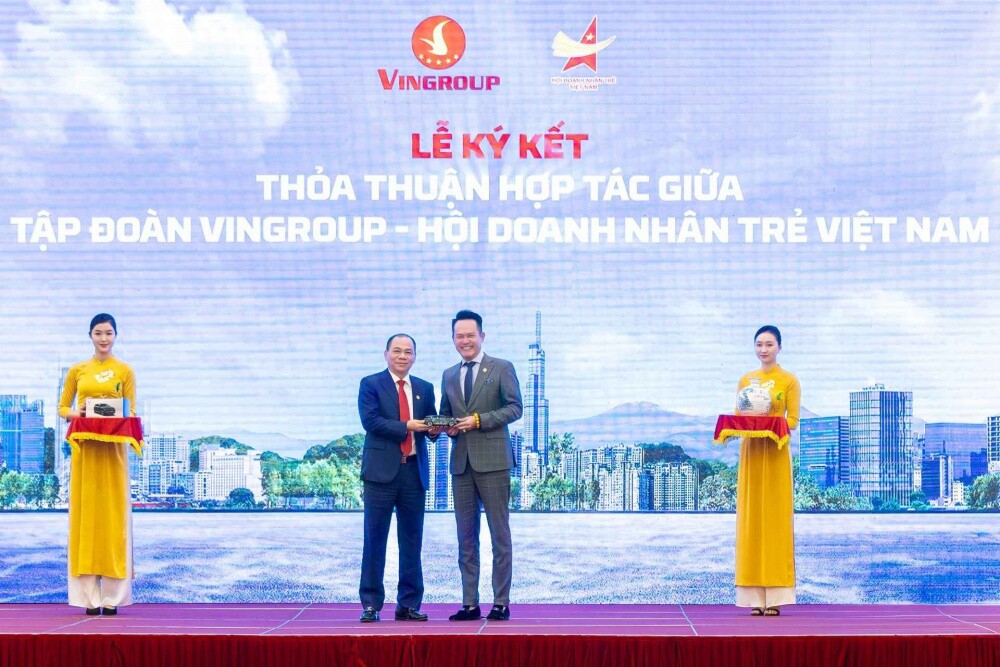 Chiến lược mới của Tập đoàn Vingroup (VIC) trong phát triển hệ sinh thái xe điện