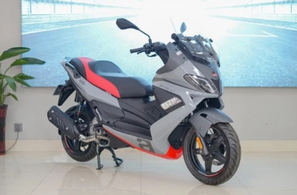 Quên Honda SH đi, ‘vua xe ga’ 250cc mới đẹp long lanh trình làng giá 65,7 triệu đồng, có ABS 2 kênh