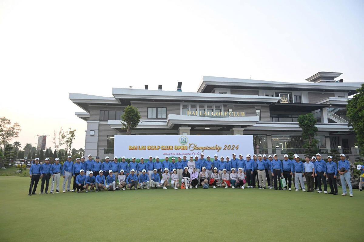 Golfer Nguyễn Văn Sơn và Nguyễn Thị Tuyết Chinh giành chức vô địch Đại Lải Golf Club Championship 2024