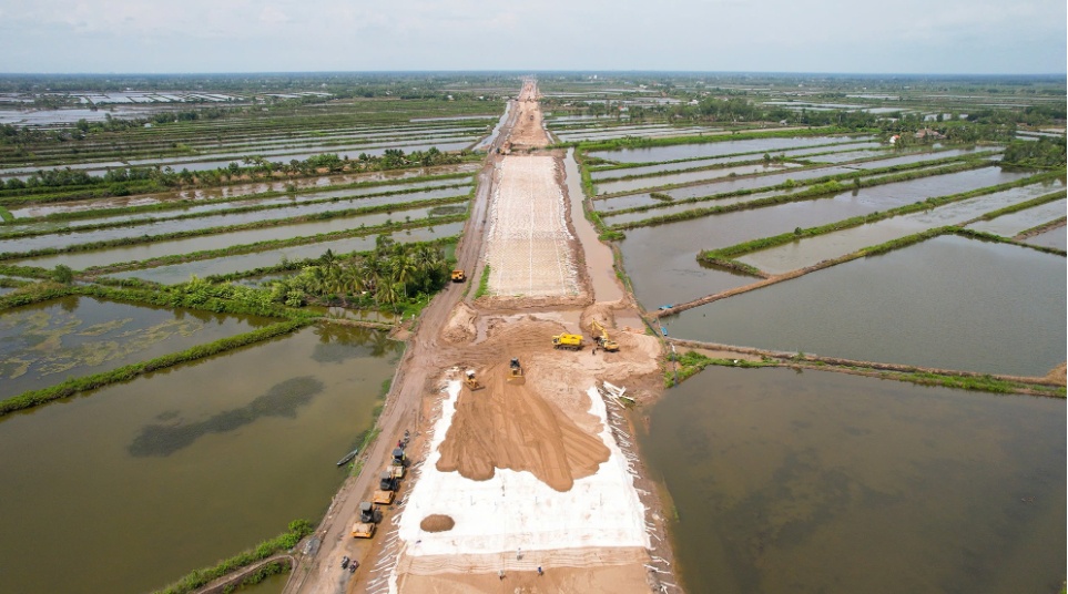 Giá trên trời, nhà thầu cao tốc khó nhập khẩu cát