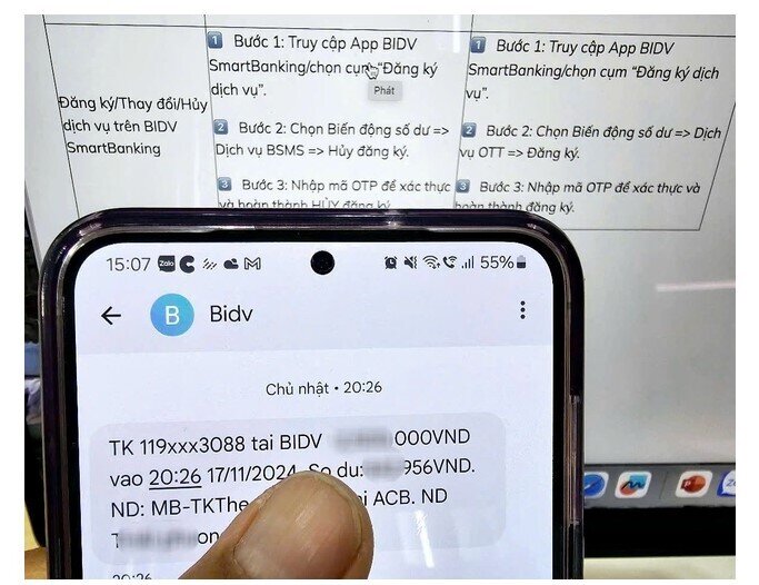 Ngoài BIDV, những ngân hàng nào đã tăng phí SMS Banking?