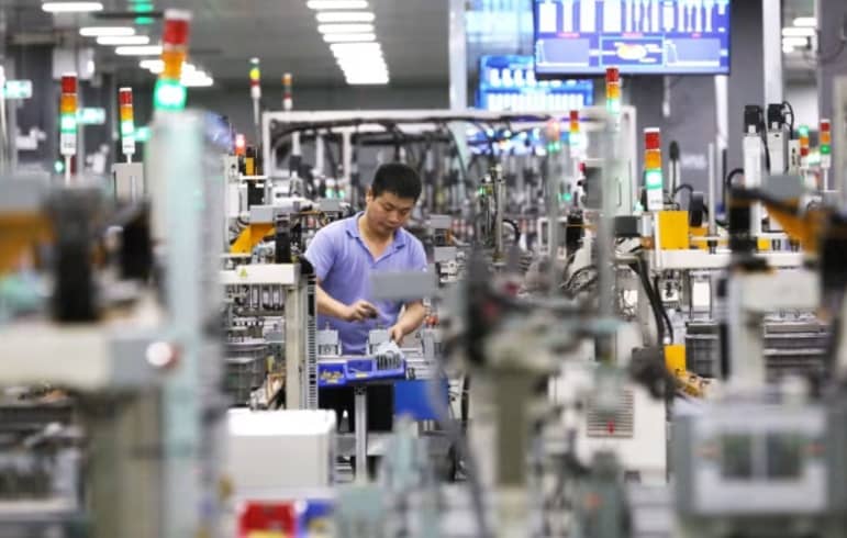 'Vũ khí' giúp Trung Quốc đuổi sát nút Mỹ lại trở thành gánh nặng, siêu cường châu Á đang đứng trước thử thách sống còn?