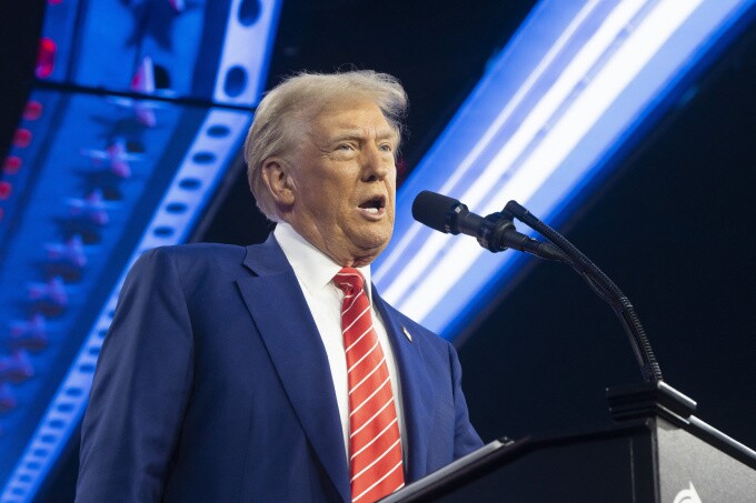 Ông Trump bác khả năng Elon Musk trở thành tổng thống Mỹ