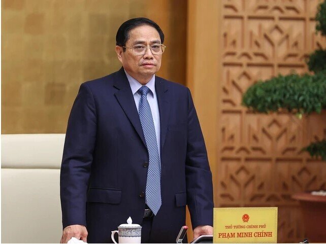 Thủ tướng yêu cầu hệ thống ngân hàng hoàn thành việc định danh, kiên quyết loại bỏ tài khoản không chính chủ