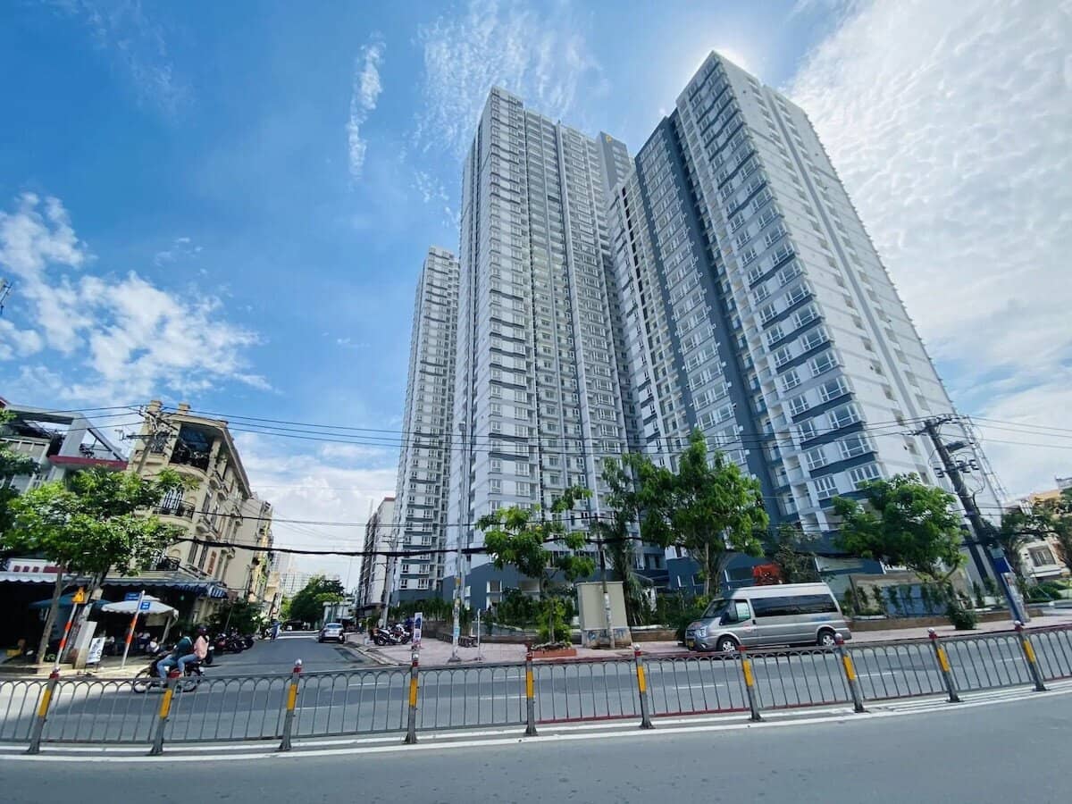 Mua nhà ở xã hội, nhiều người sập bẫy công ty môi giới bất động sản tại TPHCM