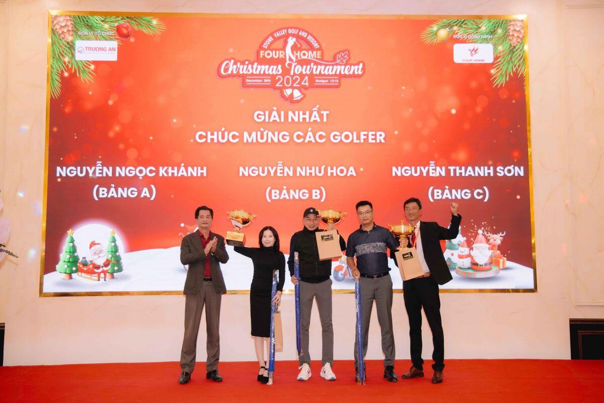 Golfer Nguyễn Văn Nghĩa vô địch giải đấu Stone Valley - Four Home Christmas Tournament 2024