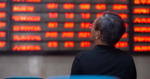 Bán tháo trong hoảng loạn, VN-Index “bay” 15 điểm