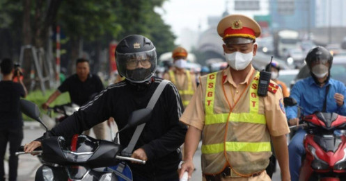 'Tăng mức xử phạt vi phạm hành chính đối với vi phạm giao thông là cần thiết'