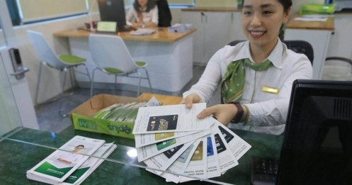 Lãi suất 2025: Tăng hay giữ nguyên?