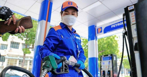 Lý do gì khiến giá xăng tăng 2 phiên liên tiếp?