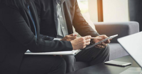 Thị trường hồi phục tạo đáy hay chỉ là bulltrap? Nhà đầu tư cần lưu ý nhóm ngành này