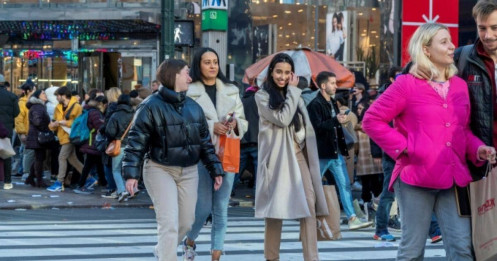 Phân cực chính trị và kỳ vọng kinh tế: Sự chia rẽ về lạm phát