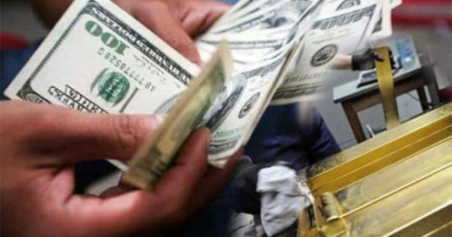 Tiền bạc hay quyền lực?