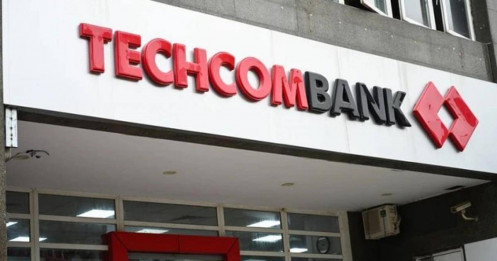 Techcombank đã trả xong 1.800 tỷ cho Manulife, bán một phần tòa nhà Hội sở tại TP.HCM cho Masan