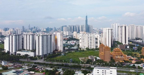 Ông lớn bất động sản 'tung chiêu' thoát hàng tồn
