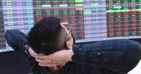 Dòng tiền suy yếu, chứng khoán kỳ vọng vào cổ phiếu "vua"