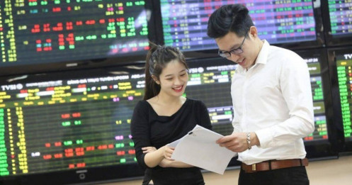 Dòng tiền mạnh mẽ có thể giúp chứng khoán chạm mốc 1.300 điểm