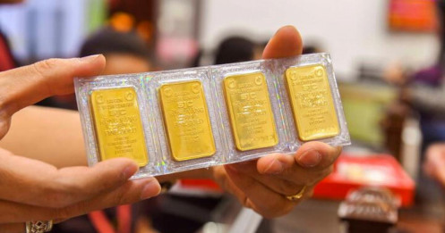 Có nên mua vàng đón 'sóng' ngày vía Thần Tài?