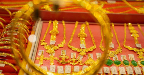 Nhu cầu mua vàng trước Tết tăng nhưng không đột biến