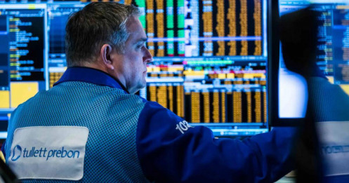 S&P 500 và Nasdaq sụt mạnh vì cú sốc DeepSeek từ Trung Quốc