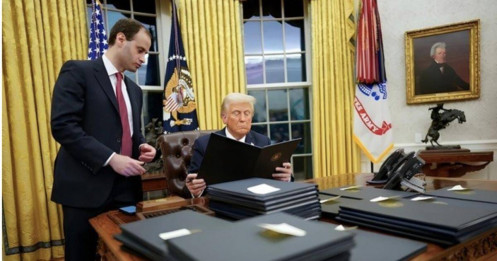 Nhà Trắng hủy quyết định gây tranh cãi của Tổng thống Trump