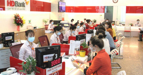 Top 2 mã bank chạy nước rút lợi nhuận 88%