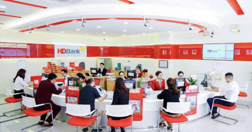 VDSC: Triển vọng tăng trưởng của HDBank được hỗ trợ khi nhận chuyển giao Đông Á Bank