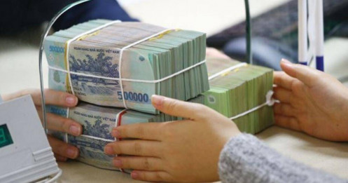 12 ngân hàng điều chỉnh lãi suất trong tháng đầu năm 2025