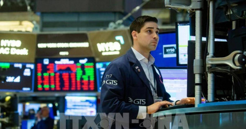 Chứng khoán Mỹ "đỏ" sàn sau các mức thuế mới của Nhà Trắng
