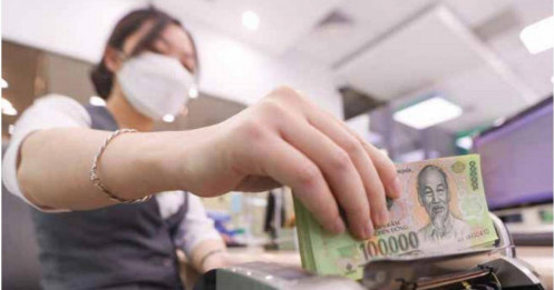 Cân bằng lãi suất và tỷ giá: Lựa chọn hay đánh đổi?